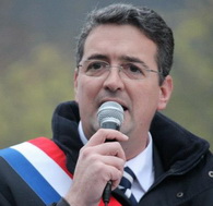 Who are the French MPs that are visiting Crimea ~~