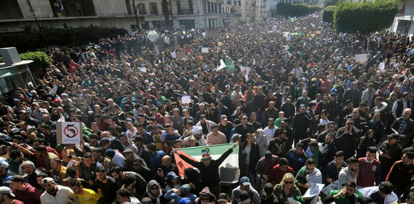 Протесты в Алжире