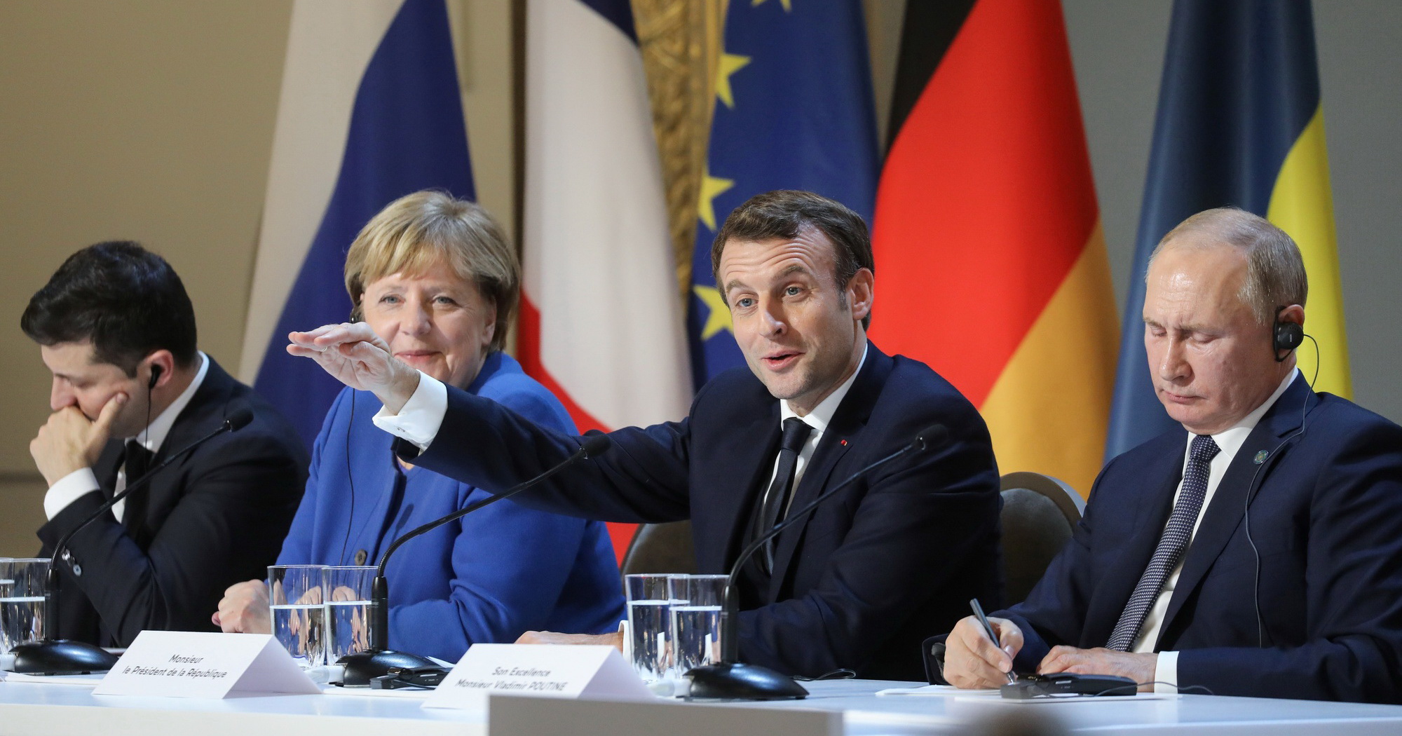 Германия дипломатические отношения. Меркель Макрон переговоры.